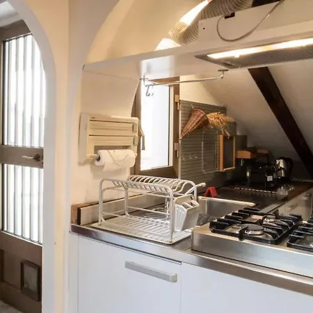 The Attic Of With Terrace View * Milão